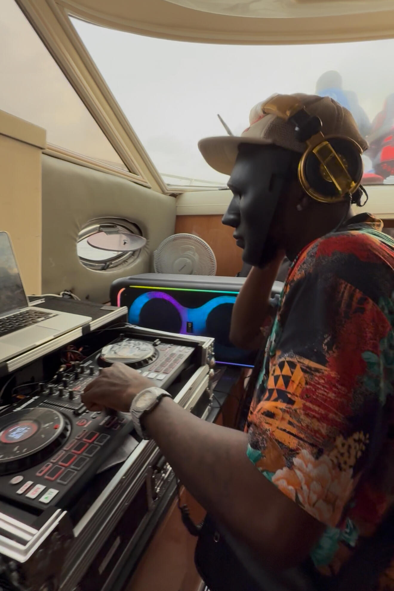 VANILLA BOAT CRUISES DJS Dj CREX DJING ON THE TURNTABLES ON VANILLA BOAT CRUISES